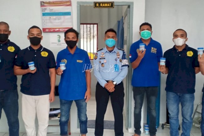 Cegah Peredaran Narkotika, Lapas Ambon Tes Urine Petugas & WBP