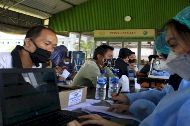 Dukung Pemerintah Cegah COVID-19, WBP & Anak Divaksin