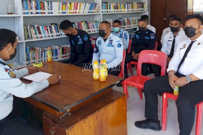 Kasubsi Kamtib Lapas Dobo Minta Ponsel Dititipkan Saat Bertugas