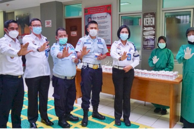 Sukseskan P4GN, Petugas LPN Jakarta Dites Urine