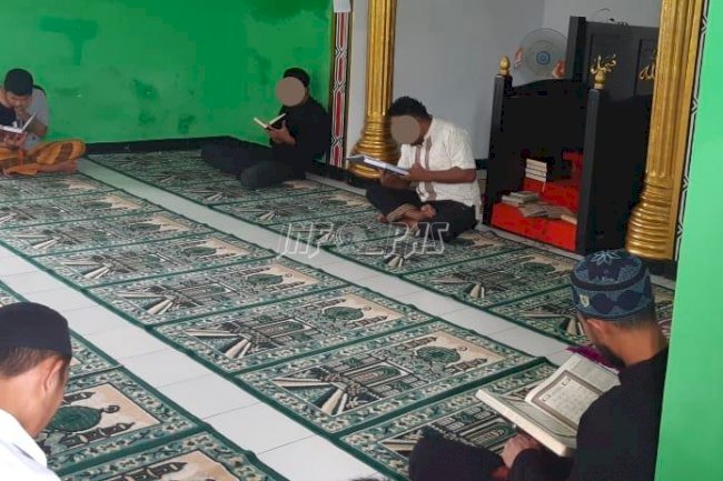 Jalankan Program Pembinaan, WBP Muslim Rutan Ambon Belajar Mengaji