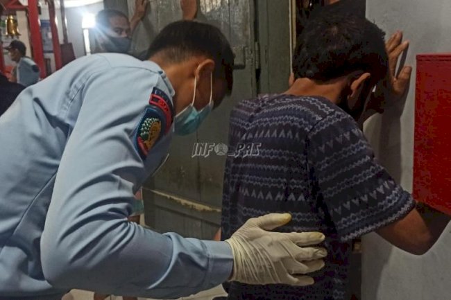 Blok Hunian WBP Digeledah, Petugas Pastikan Rutan Bantaeng Bebas Halinar