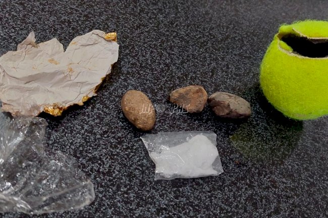 Bola Tenis Isi Sabu Gagal Masuk Lapas Muaro Sijunjung