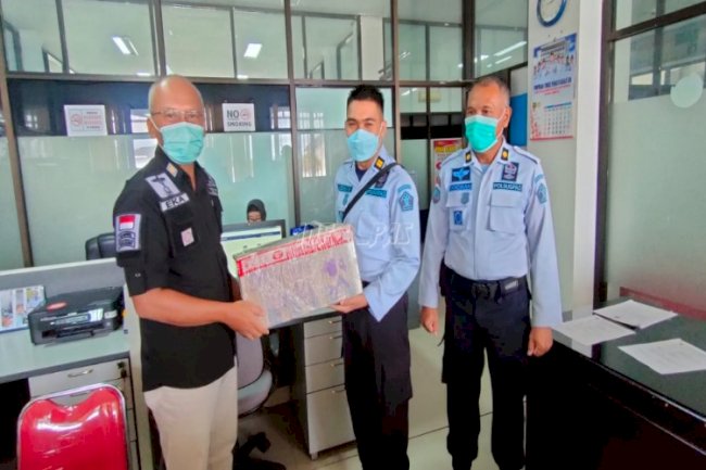 UPT Pemasyarakatan Terima Pengadaan Handy Talky