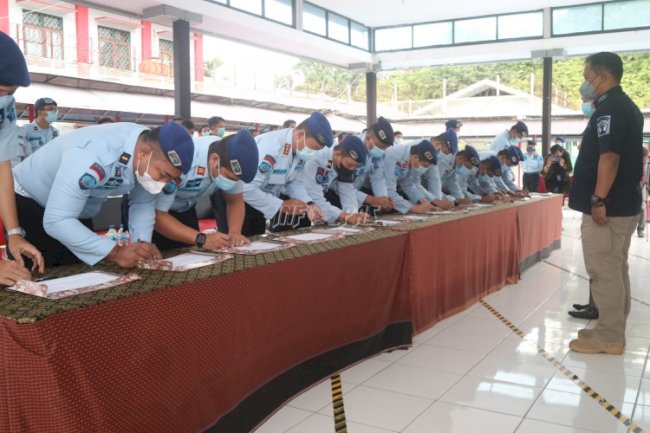 Jajaran Pemasyarakatan se-Kaltimtara Berikrar Berantas Halinar