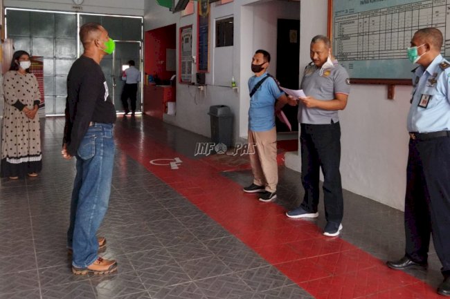 Satu Narapidana Lapas Piru Terima Hak PB