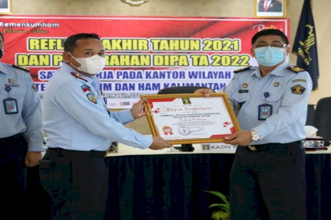 Tutup Tahun 2021, LPN Karang Intan Raih Penghargaan Penilaian IKPA & Kehumasan