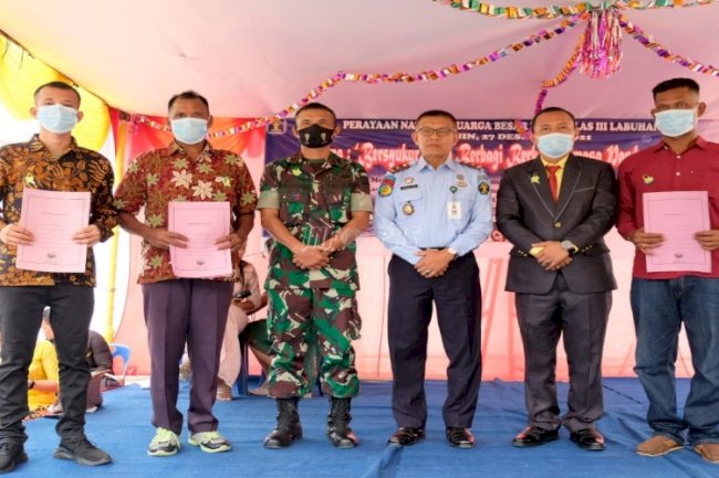 Kado Natal Istimewa Bagi WBP Lapas Labuhan Bilik 