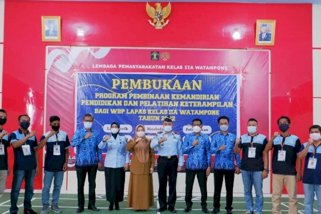 Bentuk WBP Kompeten, Lapas Watampone Gelar Pelatihan dan Teken PKS