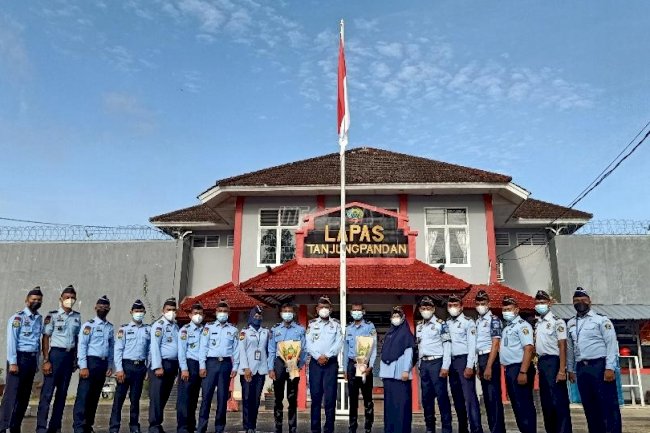 2 Petugas Resmi Bergabung dalam Keluarga Besar Lapas Tanjungpandan