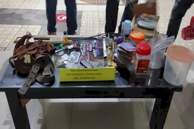 Petugas Pemasyarakatan Geledah Sejumlah Blok WBP & Anak