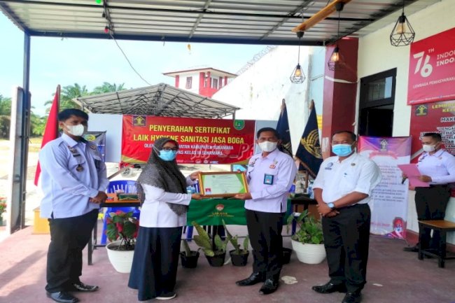 Lapas Sukamara Raih Sertifikat Laik Hygiene Sanitasi Pertama & Nilai Tertinggi di Kab. Sukamara