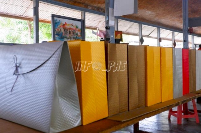 Produksi Kotak Kado, Cara WBP Menghasilkan Uang di Lapas Yogyakarta