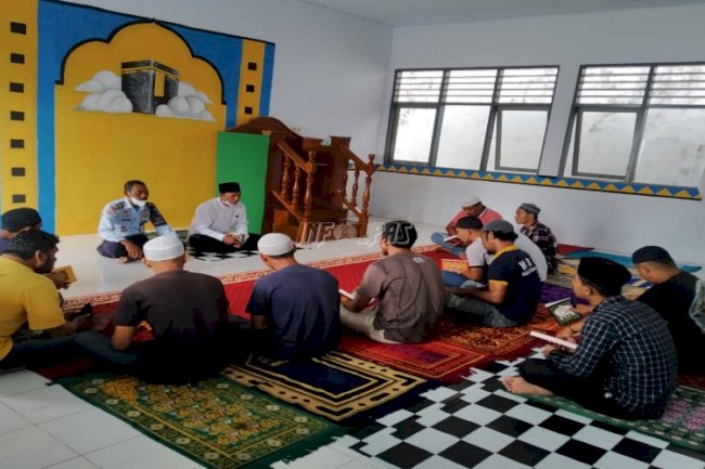 WBP Lapas Banda Naira Dibekali Pembinaan Kerohanian