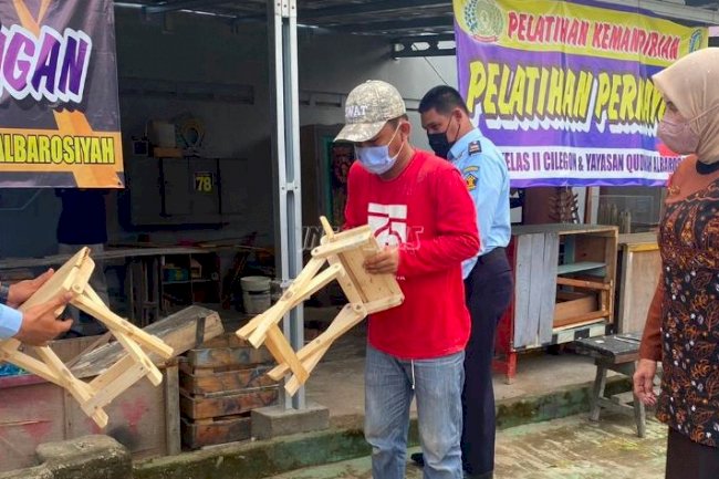 Hasil Kegiatan Kerja WBP Lapas Cilegon Diapresiasi Ketua Dekranasda Kota Cilegon