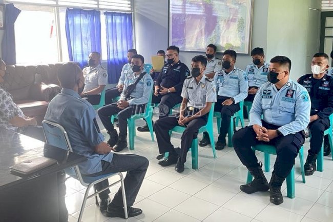 Beri Penguatan Anggota Jaga, Ini Pesan Plt. Kalapas Dobo