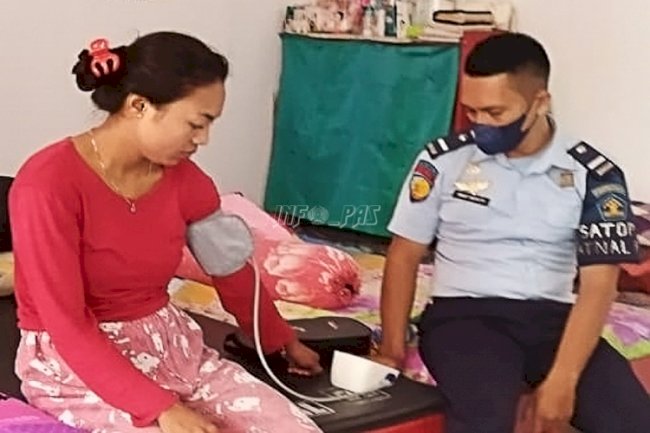 "Door to Door Visit" Pantau Kesehatan WBP Lapas Namlea