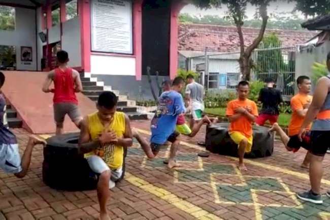 Target Ikuti Perlombaan, Kalapas Batang Intensif Latih Atlet Angkat Berat WBP