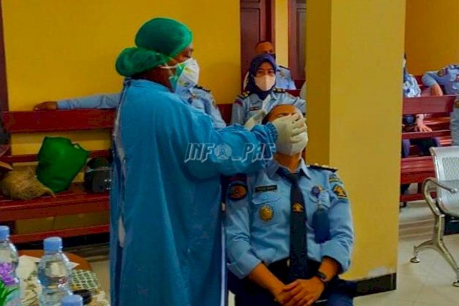 32 Pegawai Bapas Manokwari Dites Antigen