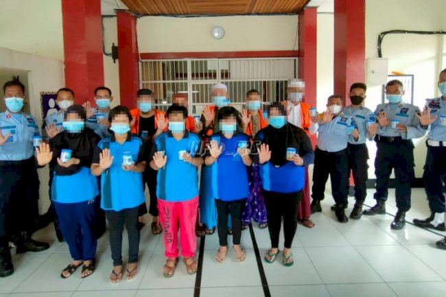 Wujudkan Komitmen Zero Narkoba, Lapas & Rutan Gelar Tes Urine Mendadak