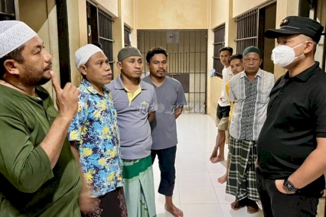 Karutan Masohi Sapa Langsung Tahanan di Polres dan Polsek