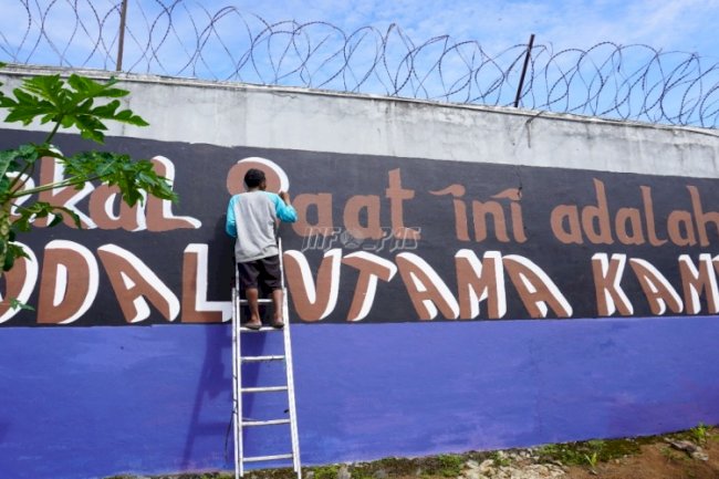 WBP LPN Karang Intan Tuangkan Ekspresi Lewat Mural 