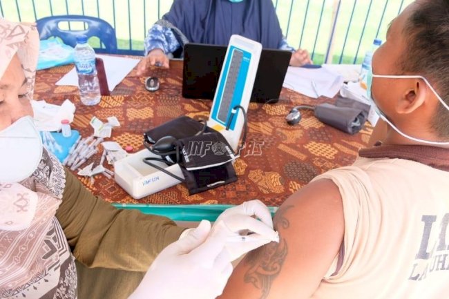 Petugas Pemasyarakatan dan WBP Masih Antusias Ikuti Vaksinasi COVID-19