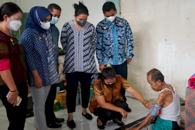 Tim Medis Lapas Kelas I Medan Jemput Bola Tinjau Kondisi Kesehatan WBP