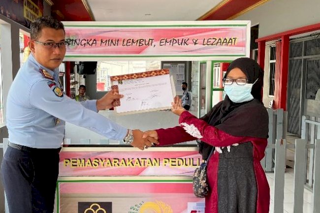 Peduli UMKM, Rutan Tanjung Redeb Sumbangkan Gerobak
