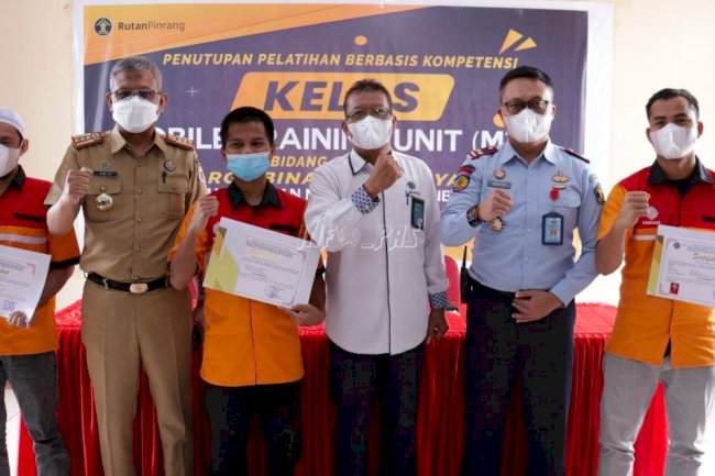 16 WBP Rutan Pinrang Lulus Pelatihan Otomotif