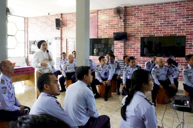Lapas Narkotika Karang Intan Dibekali “Service Excellent” oleh Soul of Speaking Indonesia