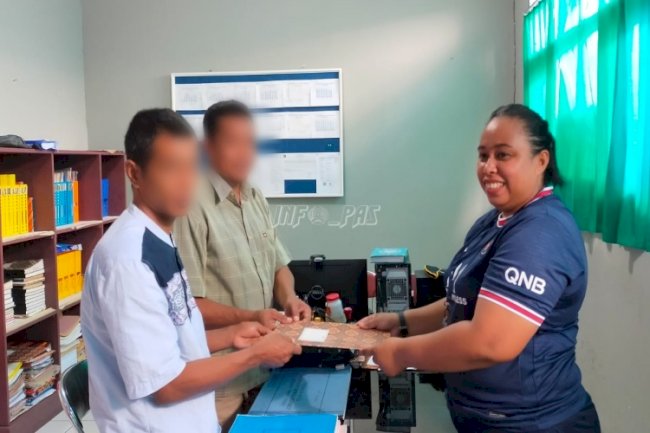Lapas Namlea Kembali Berikan RK Idulfitri Bagi 2 WBP 