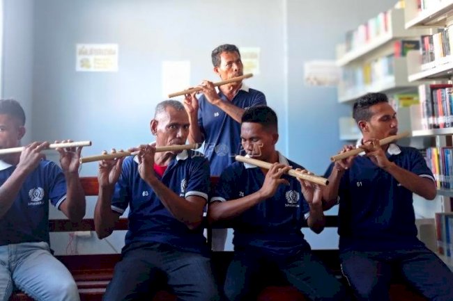 Kembangkan Minat Bakat WBP, PKBM Lapas Saumlaki Buka Kelas Seni