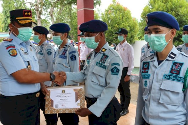 Bongkar Peredaran Gelap Narkoba, Petugas Rutan Rantau dan Polres Tapin Diberi Penghargaan