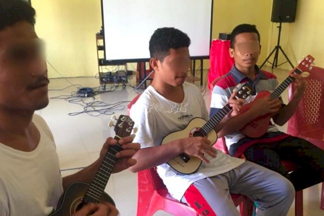 Pelatihan Ukulele Tingkatkan Bakat Minat Bermusik Anak LPKA Ambon
