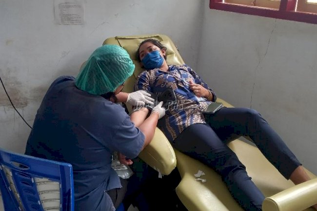 Pegawai Lapas Saumlaki Donorkan Darah untuk WBP