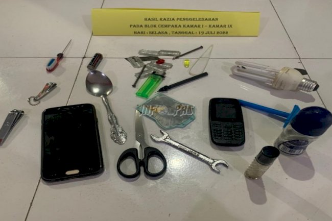 Berantas Halinar, Rutan Ambon Geledah Blok Hunian WBP