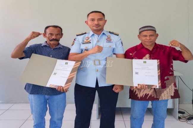 WBP Lapas Namlea Terima Sertifikat PT Perseorangan dari Menkumham