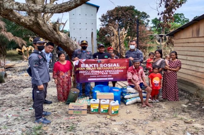  Rutan Tanah Grogot Salurkan Bantuan bagi Warga Korban Kebakaran 