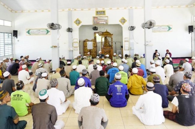 Ratusan WBP Lapas Narkotika Karang Intan Ikuti Materi Keagamaan Bersama Yayasan Sangkabaik