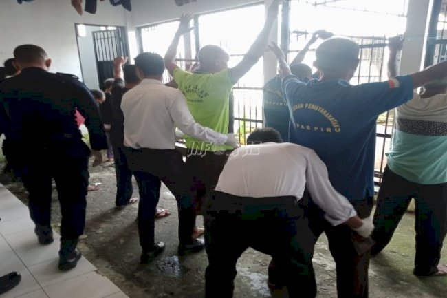 Komitmen Bersih Halinar, Petugas Lapas Kembali Geledah Blok WBP