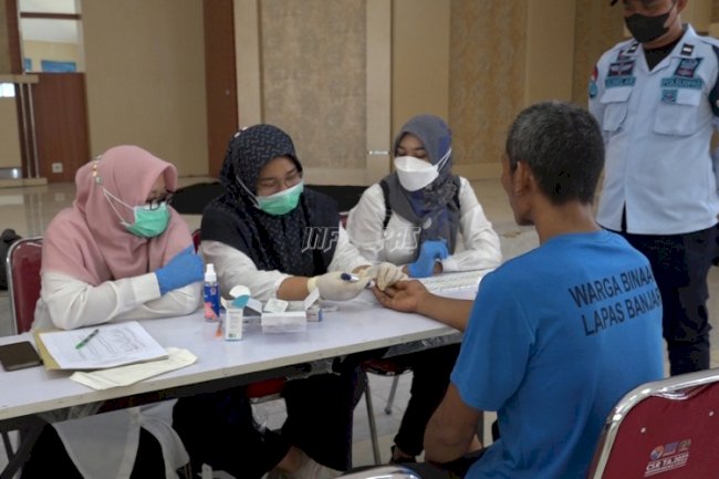 Deteksi Dini Penularan HIV/AIDS, WBP Lapas Banjar Jalani VCT