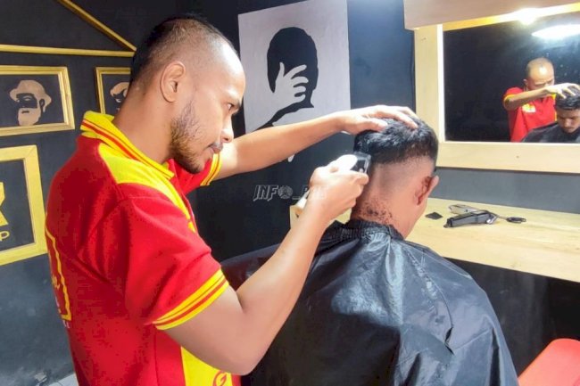 Nyonk Barbershop Ramai Diminati Petugas dan WBP Rutan Masohi