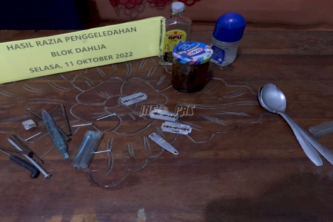 Cegah Gangguan Kamtib dan Halinar, Satops Patnal Rutan Ambon Geledah Kamar Hunian WBP