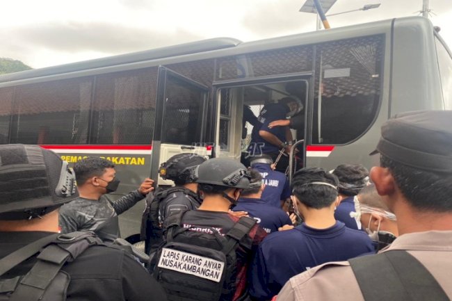 13 Narapidana Lapas Jambi Dikirim ke Pulau Nusakambangan