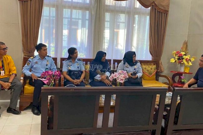 Bapas Ambon & Polres SBT Bersinergi Edukasi Masyarakat Sadar Hukum