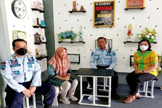 Tingkatkan Budaya Literasi WBP, Lapas Sampit Bersinergi dengan Dispustakasip Kotim