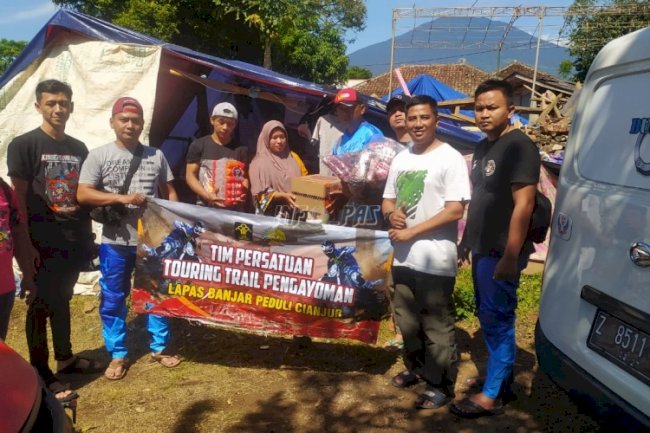 Petugas Lapas Banjar Terjun Langsung Distribusikan Bantuan ke Lokasi Gempa Cianjur