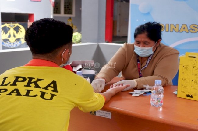 LPKA Palu Gandeng Dinkes Kota Palu Lakukan VCT Mobile bagi Anak Binaan