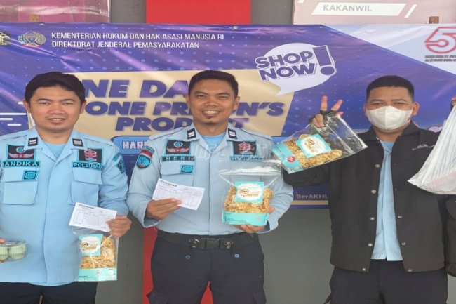 Gelar “One Day, One Prison's Product”, Hasil Karya Warga Binaan Lapas Banjarbaru Diborong Pembeli